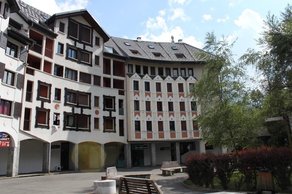 Apartment With Terrace Gentianes 1 Centre Chamonix By Aiguille Du Midi Ruang foto